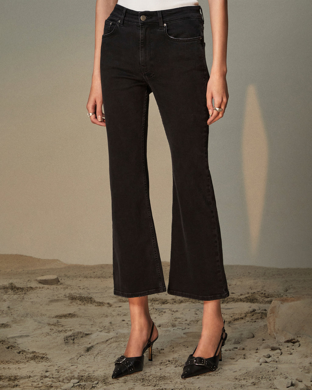 WOMENS SOHO CROP STEALTH DENIM JEANS