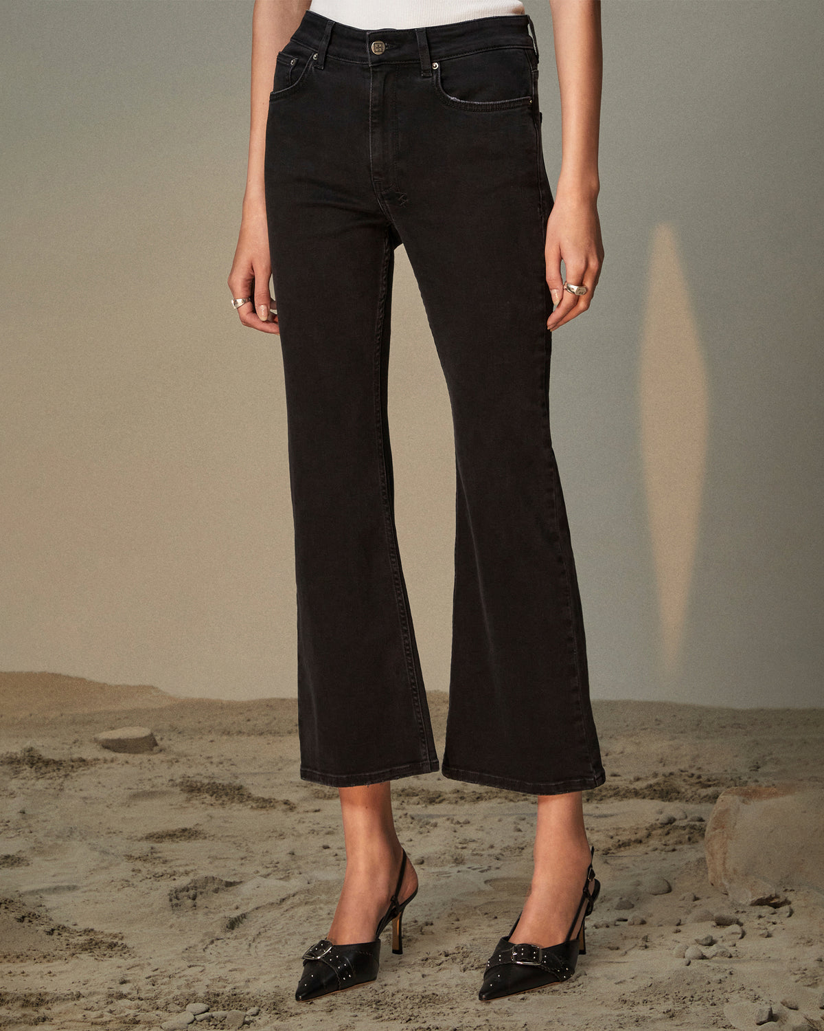 WOMENS SOHO CROP STEALTH DENIM JEANS
