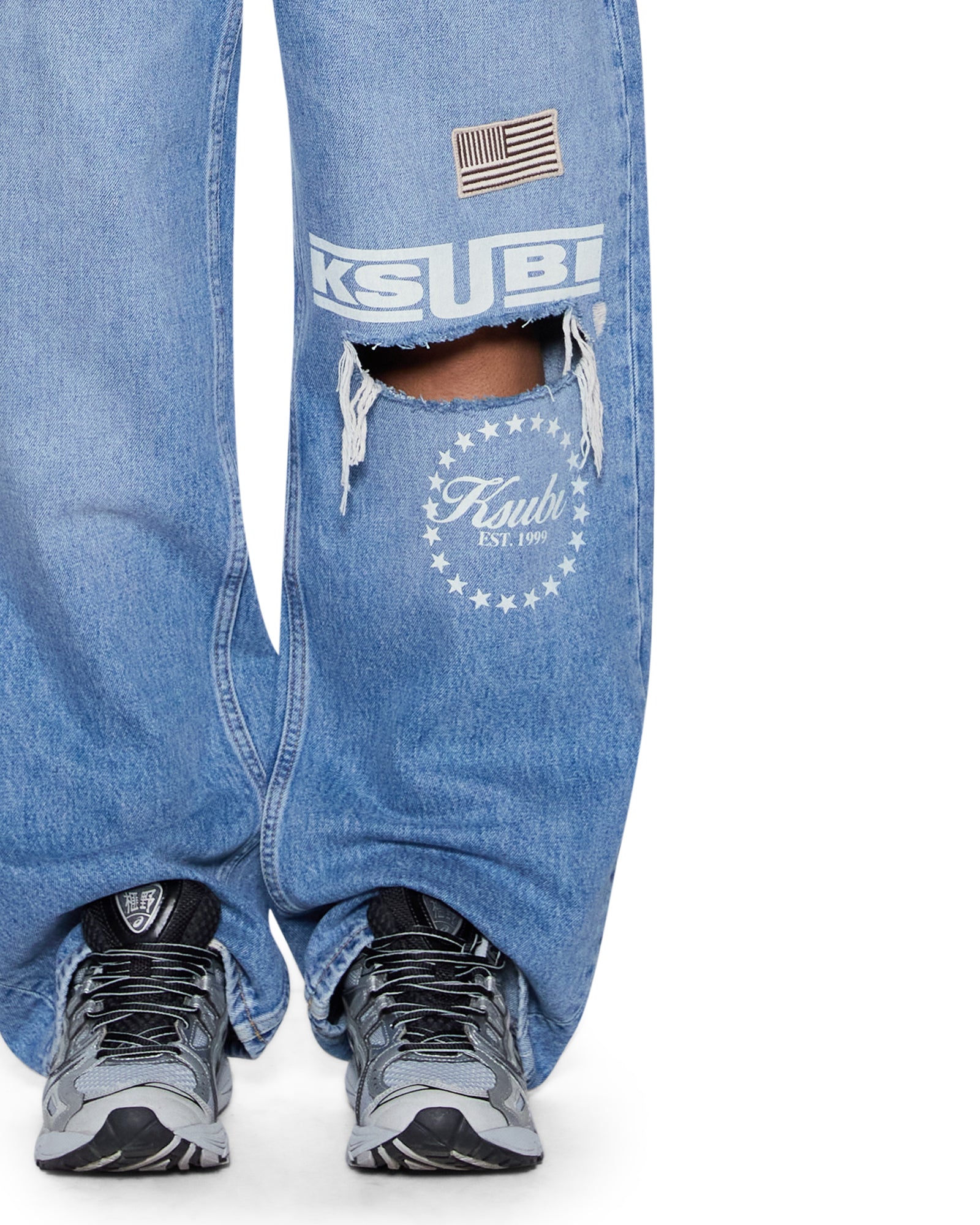 Womens Low Rider Horizon Garage Patches Relaxed Denim Jeans | Ksubi ++