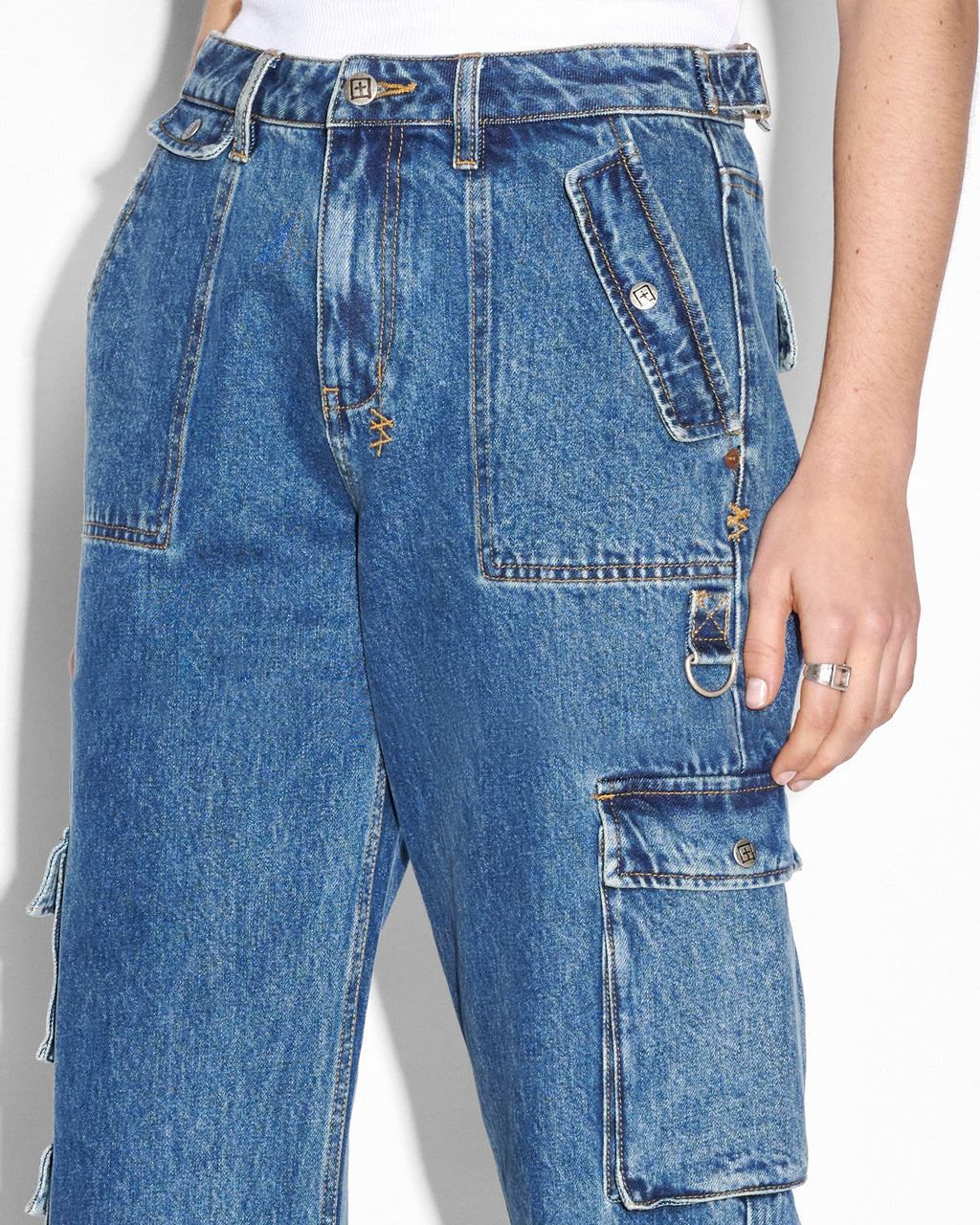 WOMENS LOW RIDER RECALL CARGO DENIM JEANS