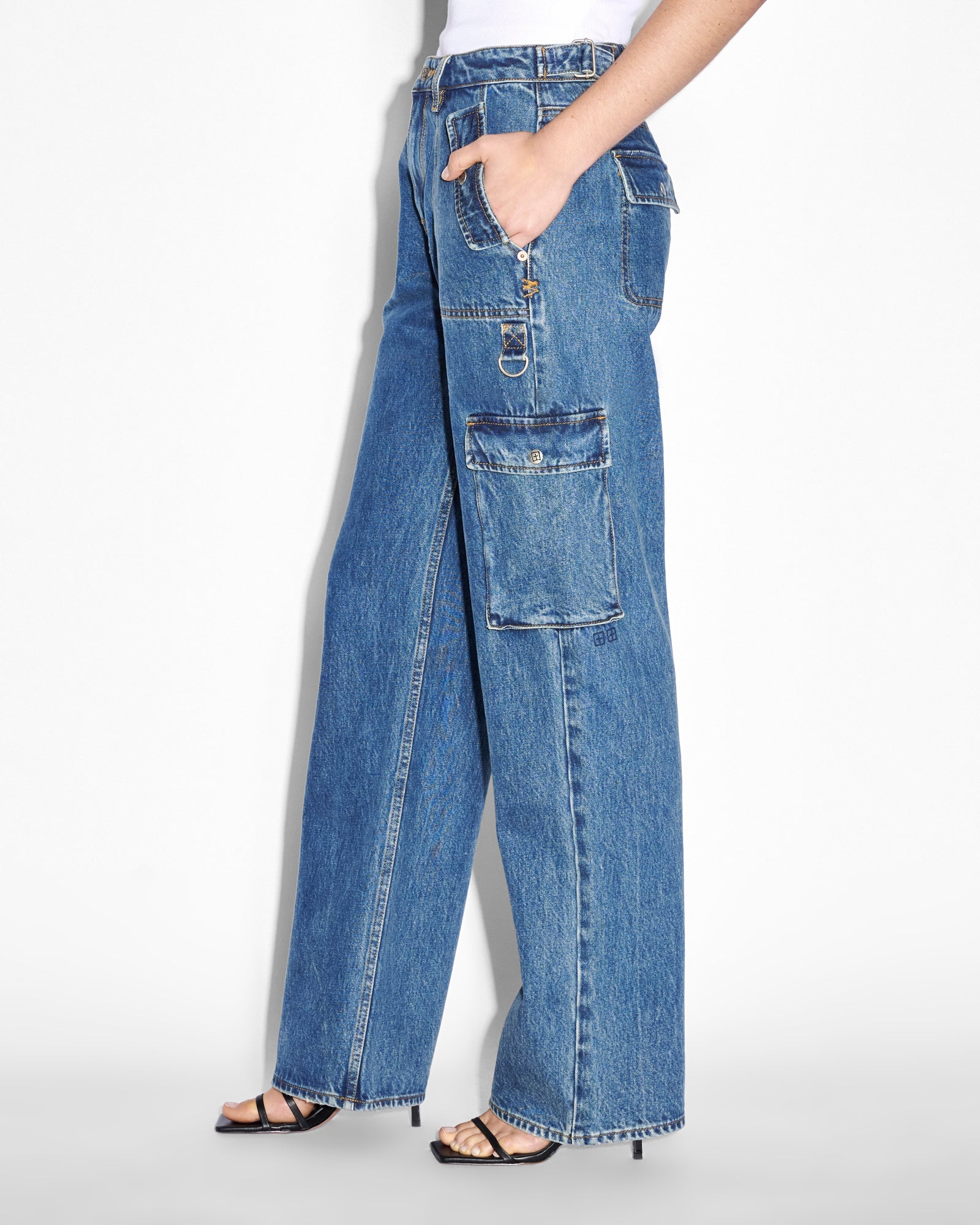 WOMENS  LOW RIDER RECALL CARGO BAGGY DENIM JEANS