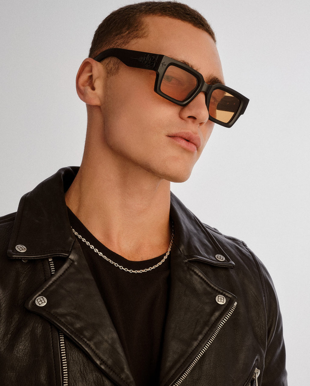 The Kingy Black Amber Tint Eyewear - Black