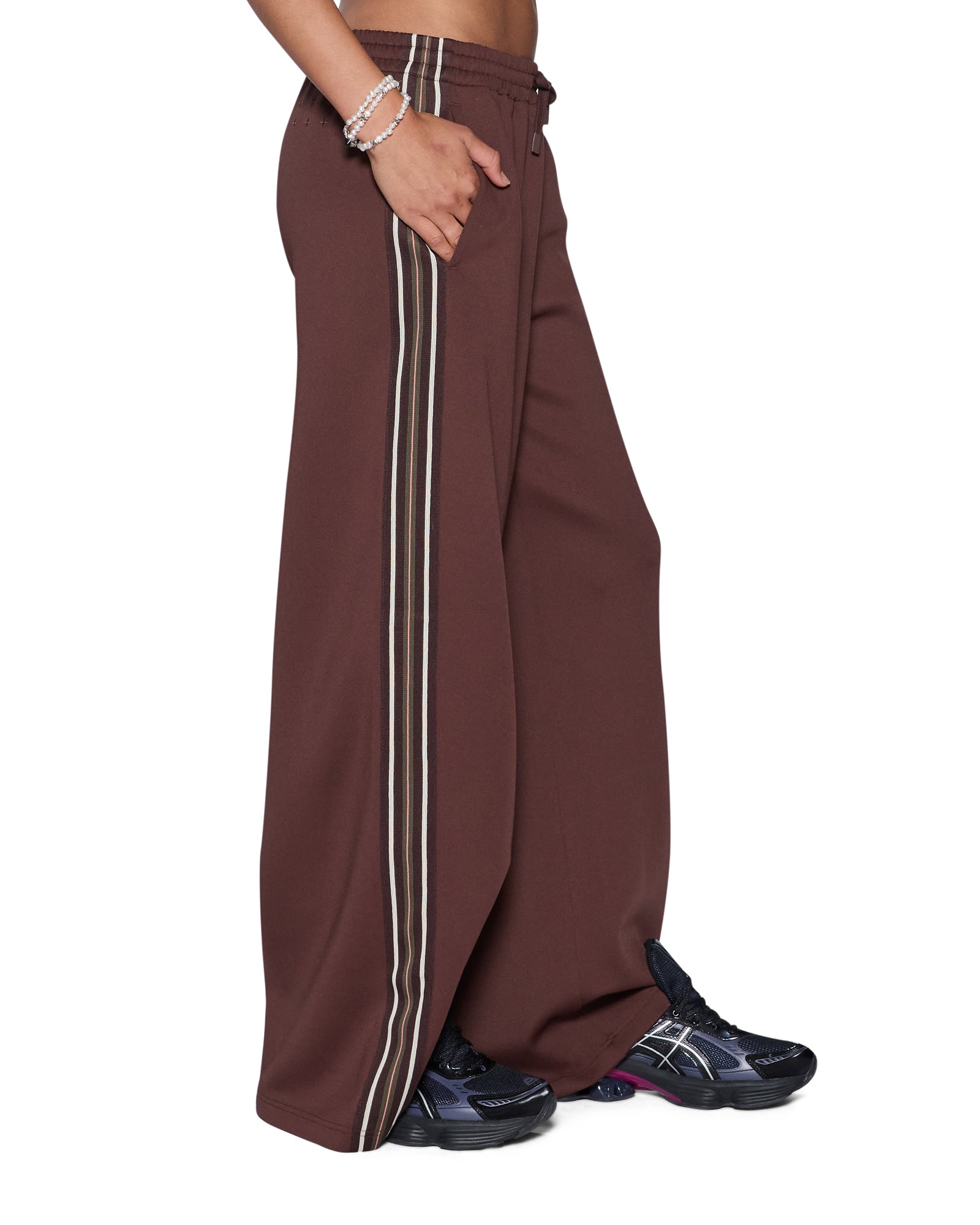 ま*丸様 archive  brown track pants トレ Womens Origin Trakpant Mocha Pants | Ksubi ++