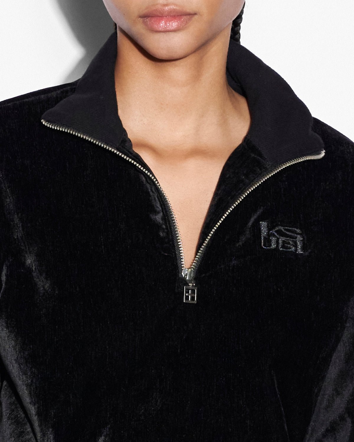 Womens Richie Half Zip Crop Black Boxy Fleece - Black