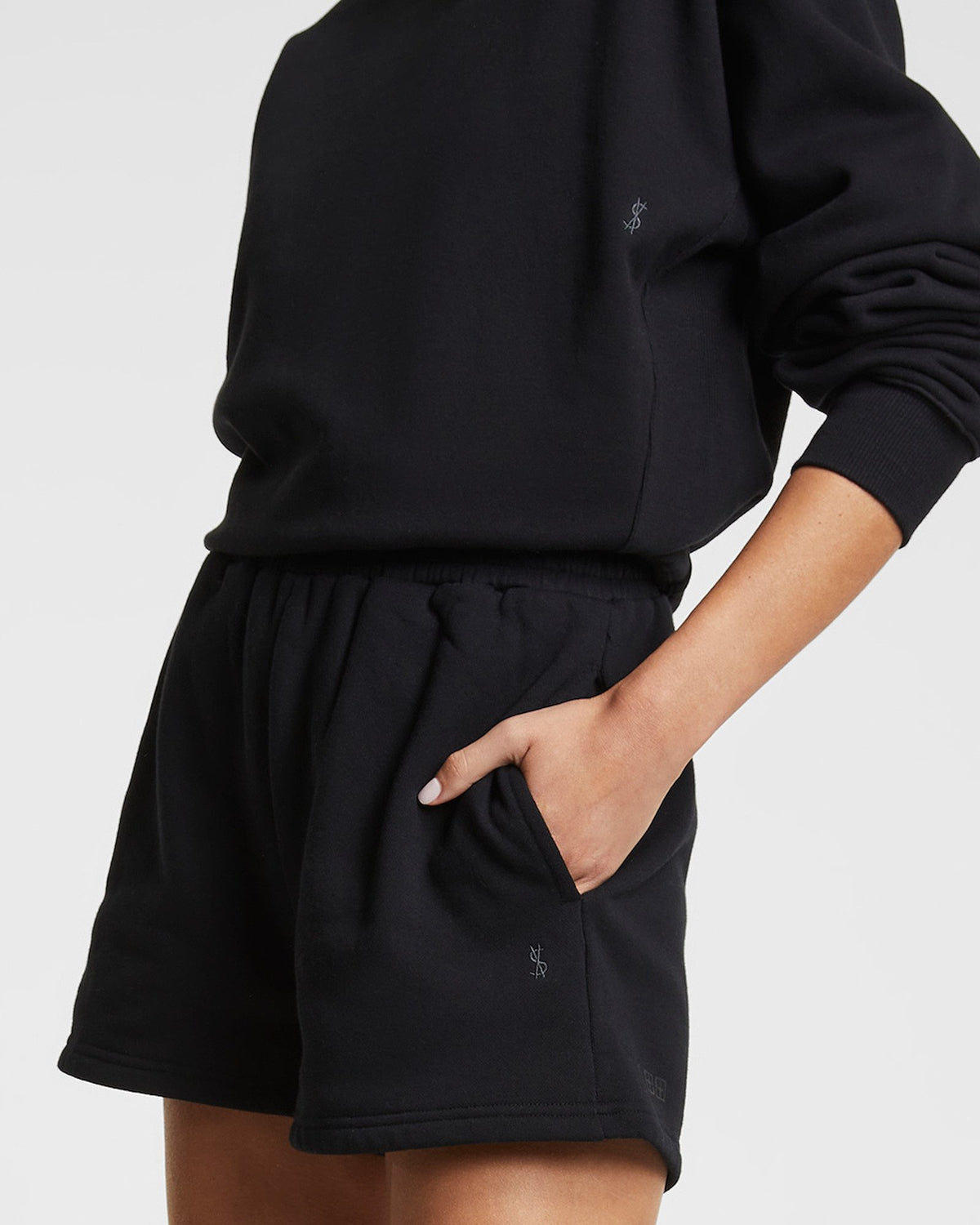 WOMENS 3 X 4 KLASSIC CREW JET BLACK FLEECE