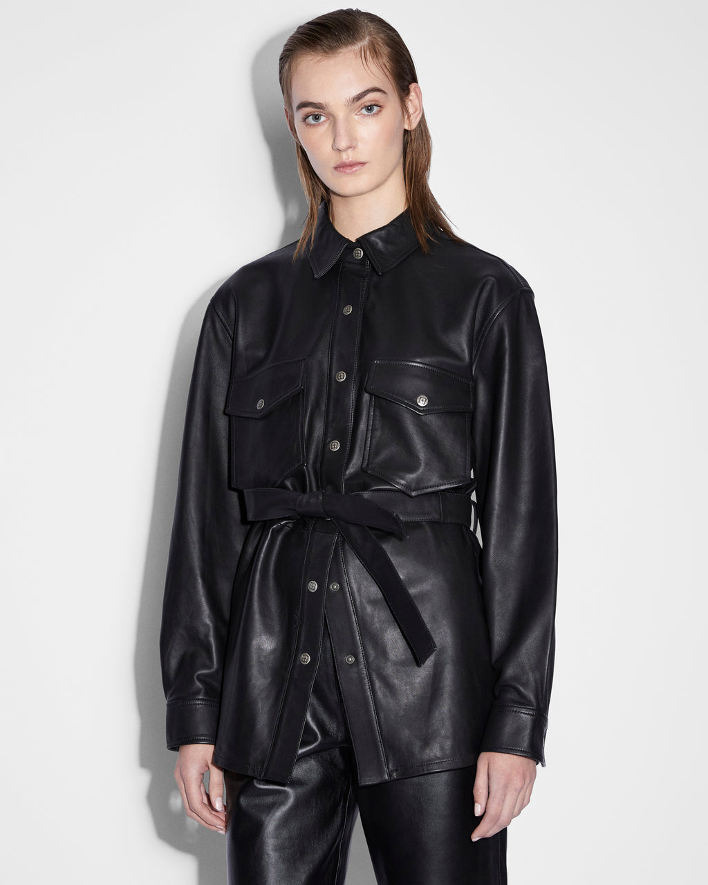 WOMENS VOYAGER SHACKET BLACK LEATHER JACKETS