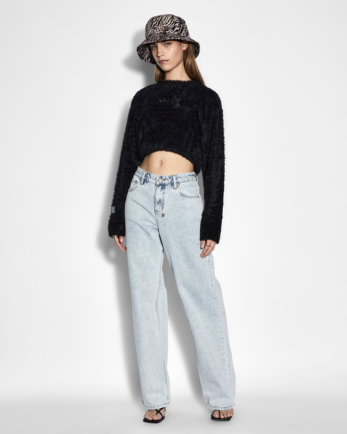 CROPPED SWEATER BLACK